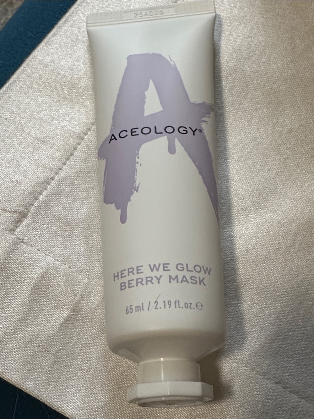 Aceology Here We Glow Berry Mask New and Unopened